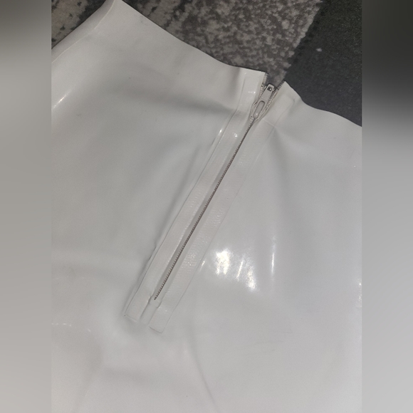 10. NWT NBD LATEX CITRA MIDI SKIRT SIZE XS - Picture 7 of 8